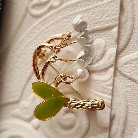 Fashion Jewelry Jewelry - FLOWER Brooch Simulated Pearl Lily of the valley